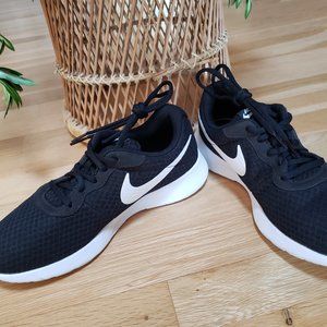NIKE Walking Shoes